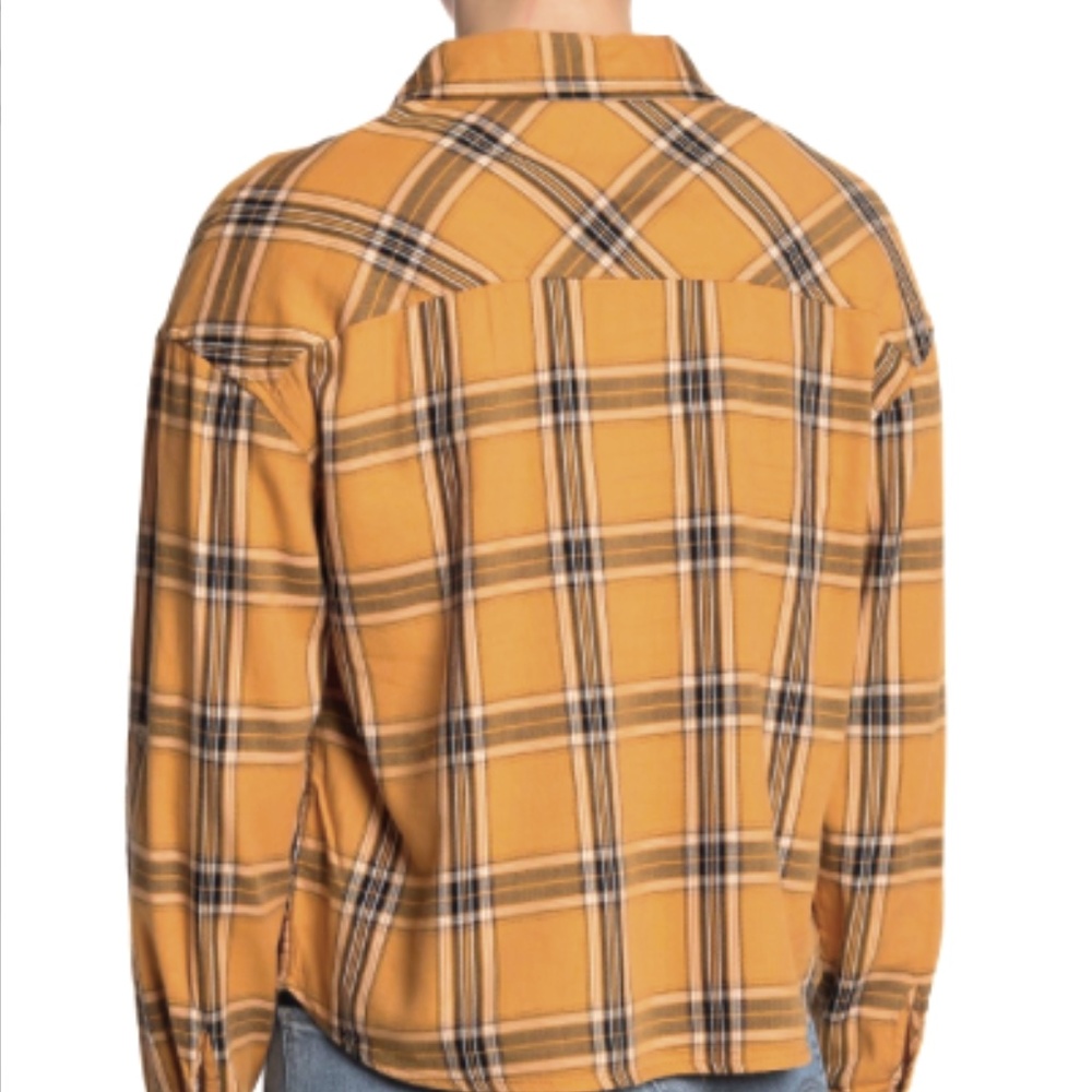 C&C California Plaid Button-tab Sleeve Shirt - Picture 2 of 3